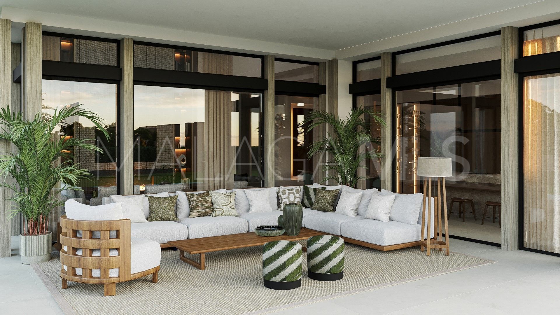 Villa for sale in Marbella Golden Mile with 4 bedrooms