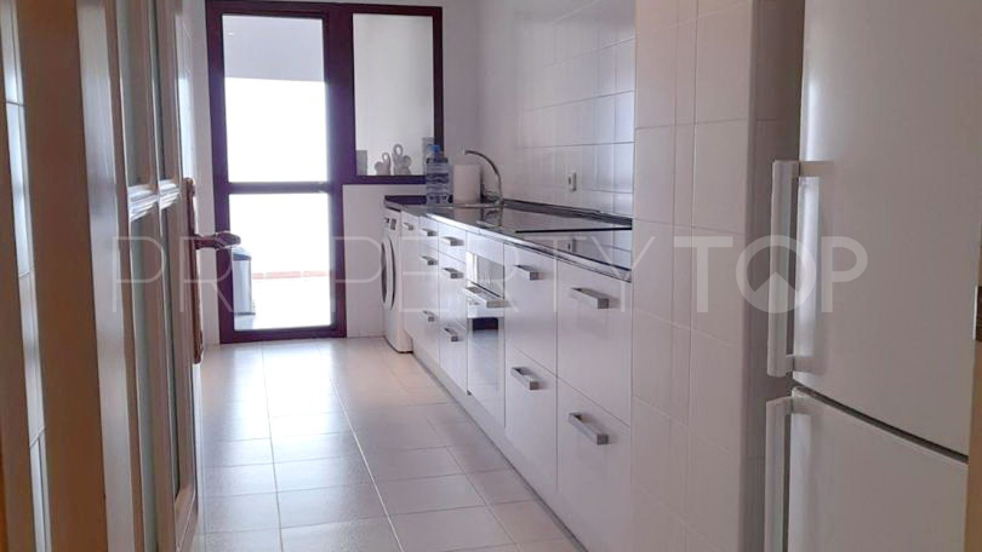 For sale ground floor apartment in Coto Real II