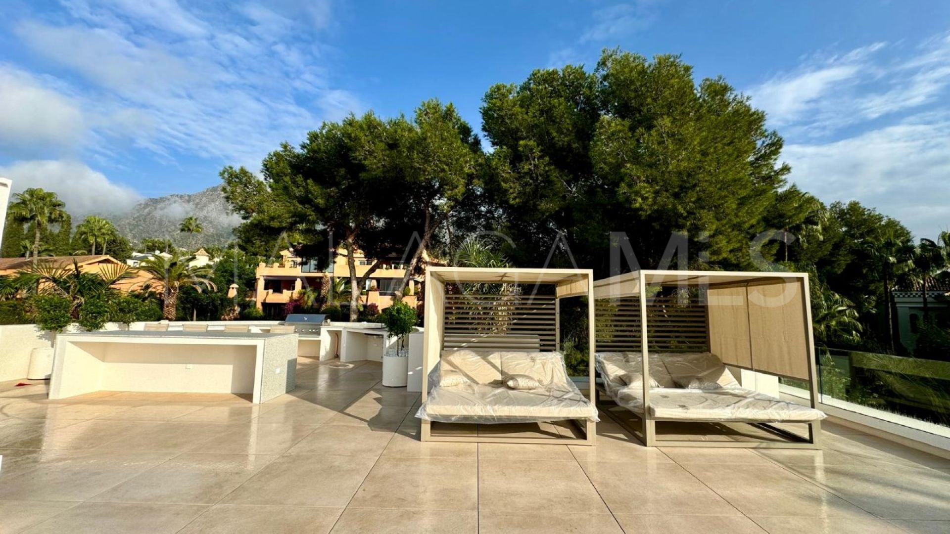 Villa for sale in Sierra Blanca