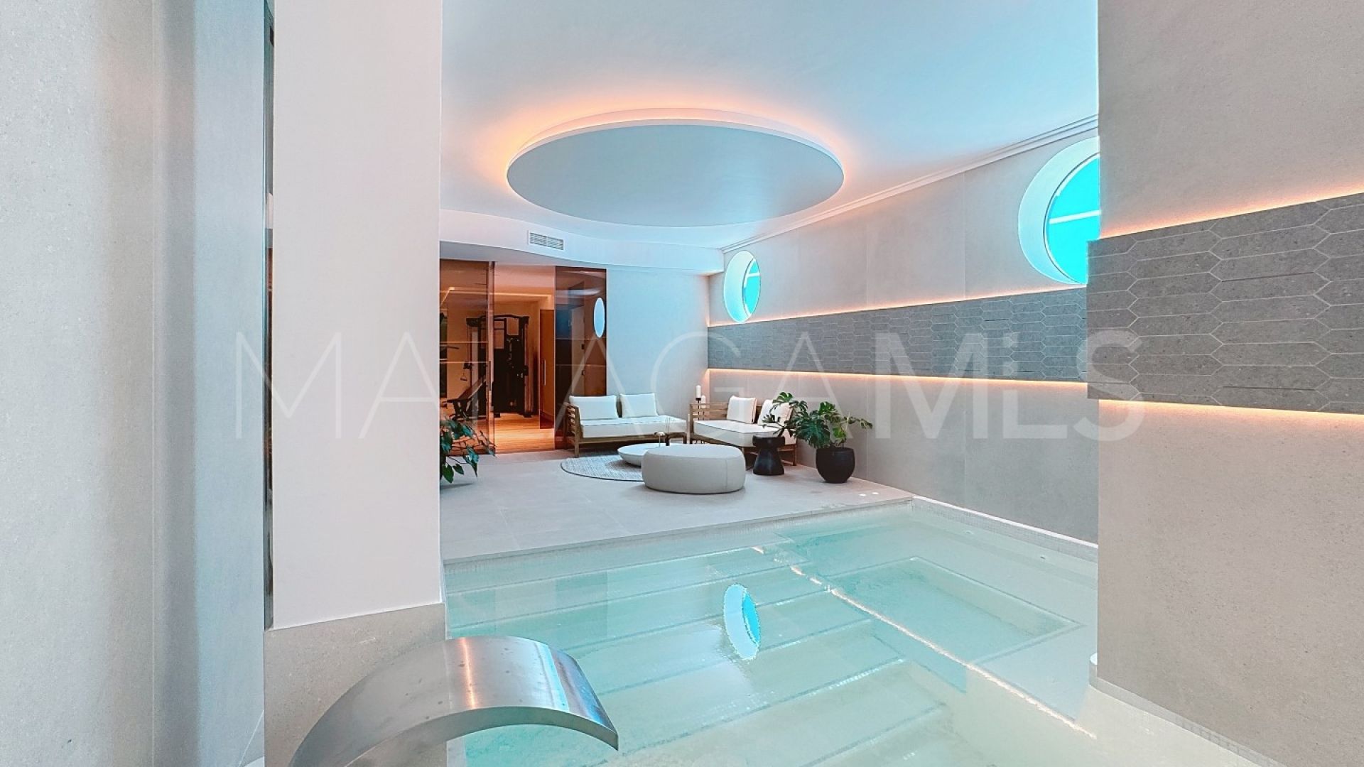 Villa for sale in Sierra Blanca