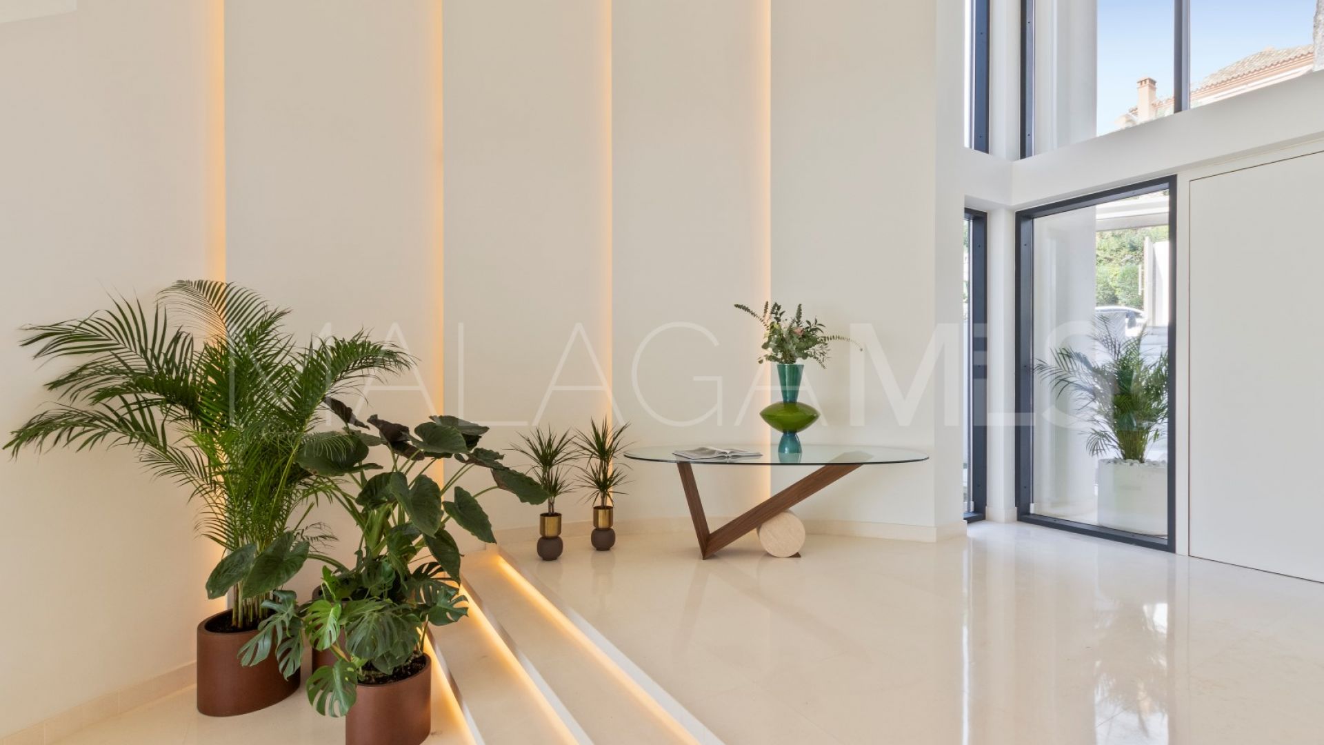 Villa for sale in Sierra Blanca