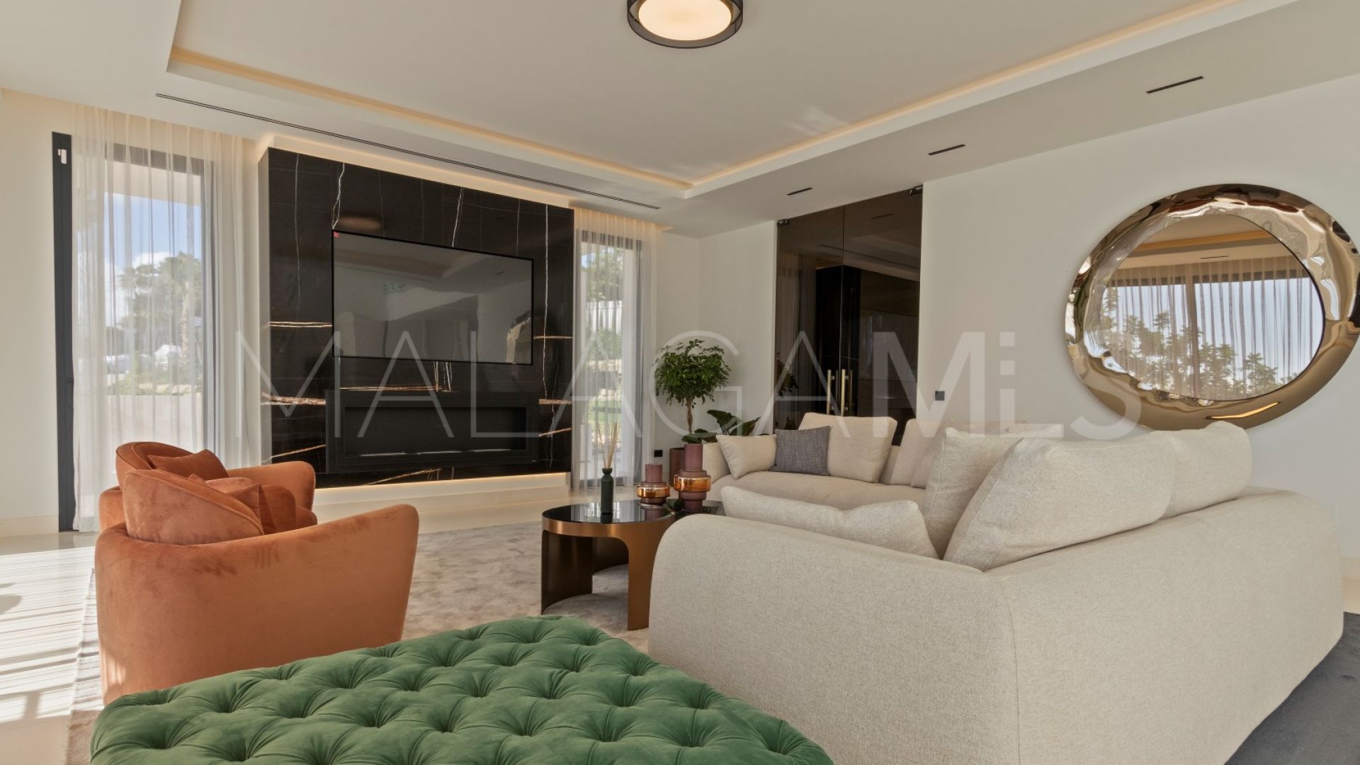 Villa for sale in Sierra Blanca