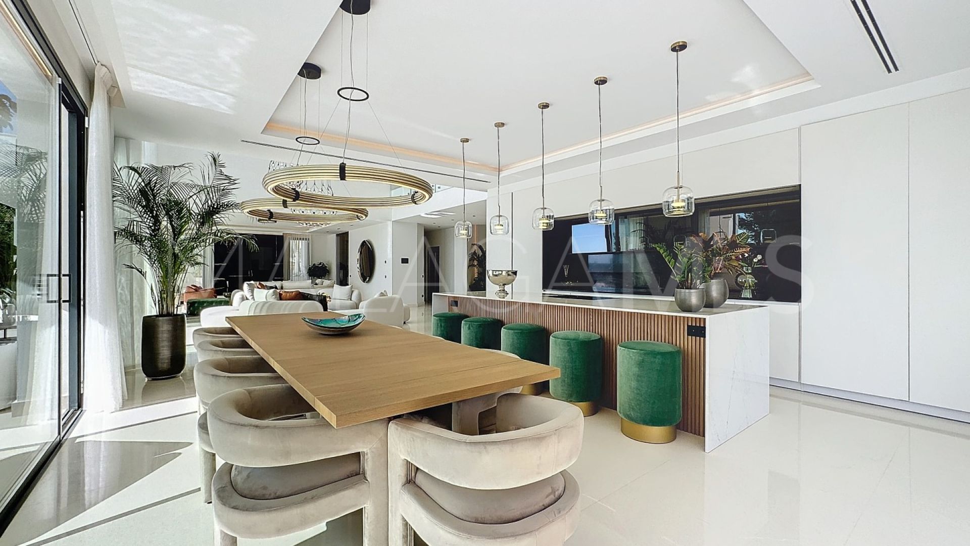 Villa for sale in Sierra Blanca