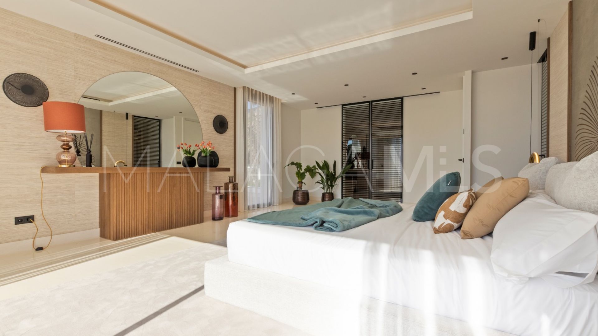 Villa for sale in Sierra Blanca