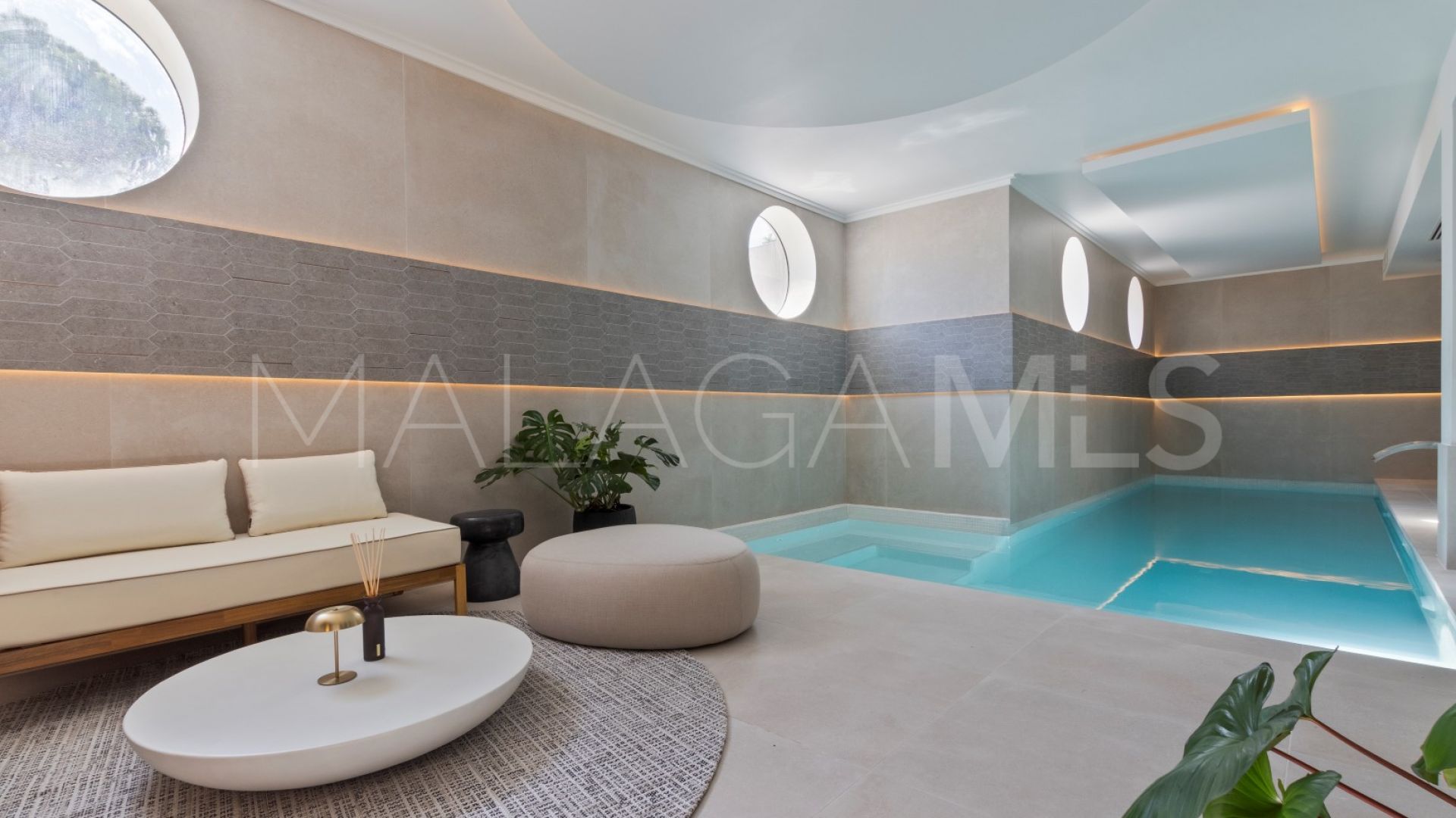 Villa for sale in Sierra Blanca