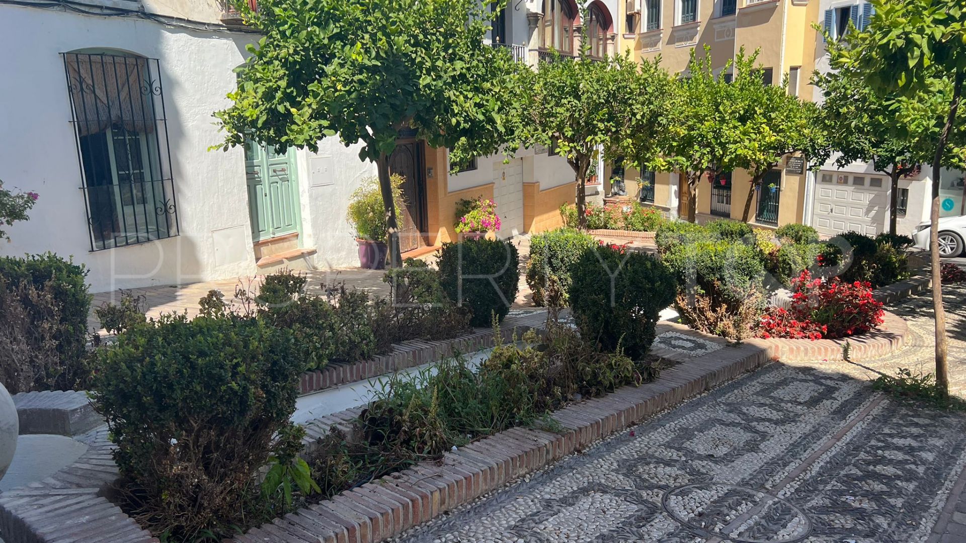 Town house for sale in Estepona Old Town