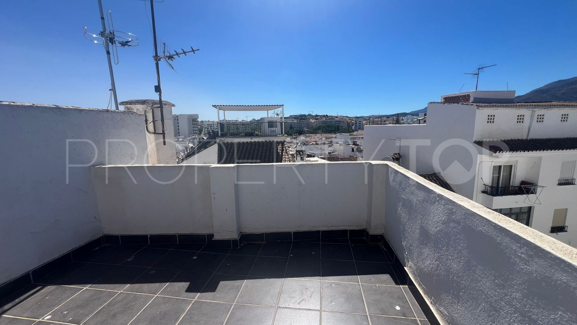 Town house for sale in Estepona Old Town