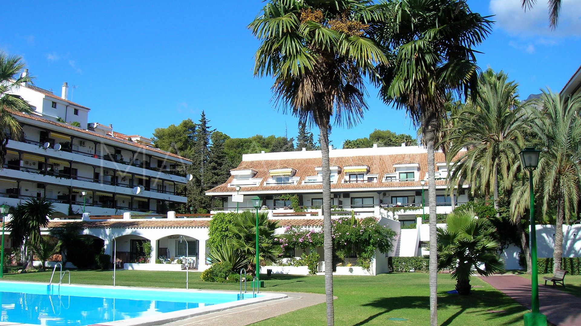 Atico de 2 bedrooms for sale in Marbella Golden Mile