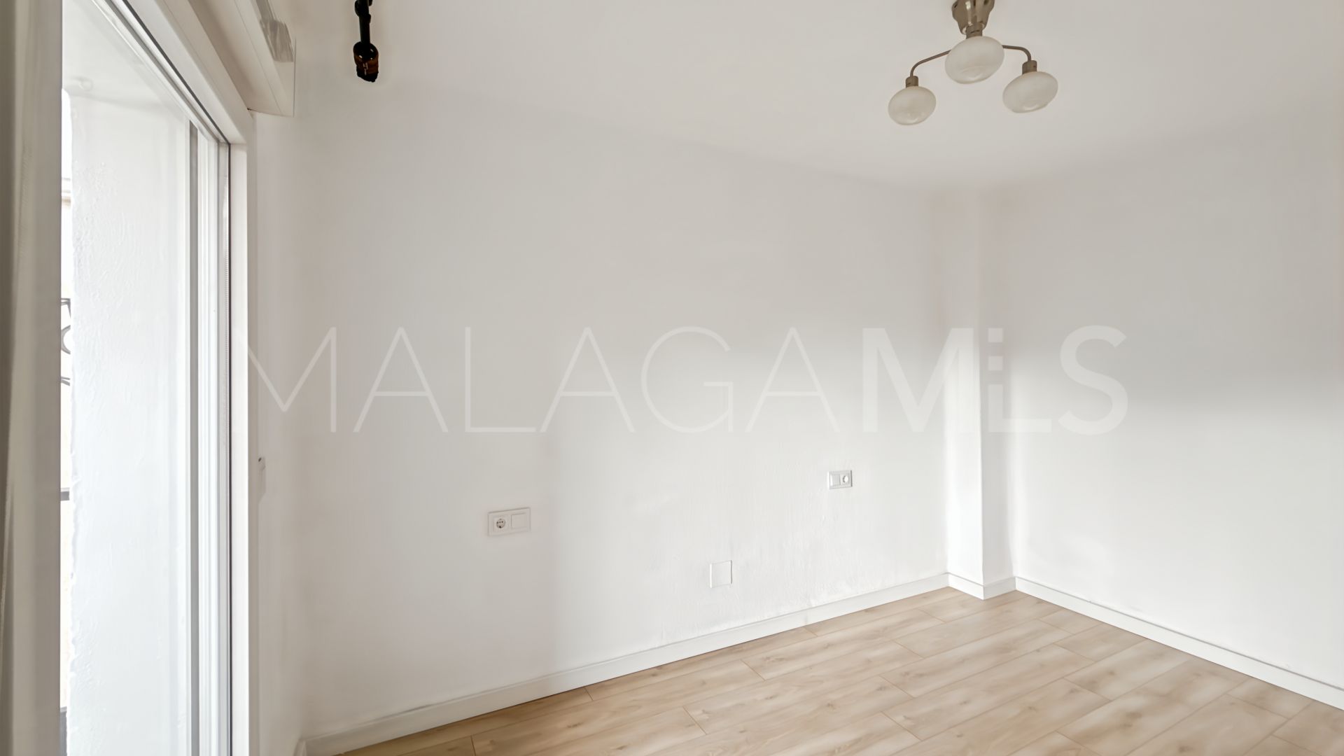Apartment for sale in El Molinillo - Capuchinos