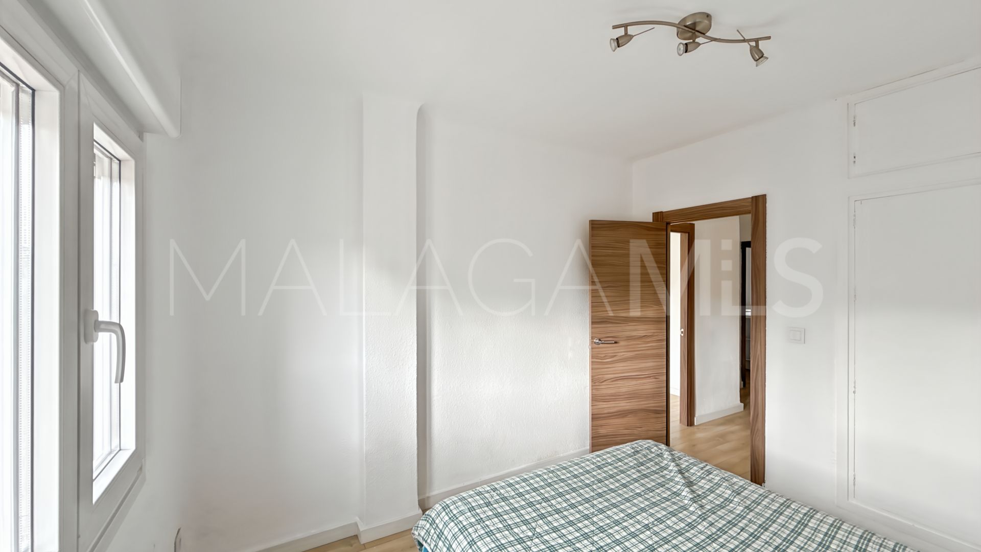 Apartment for sale in El Molinillo - Capuchinos