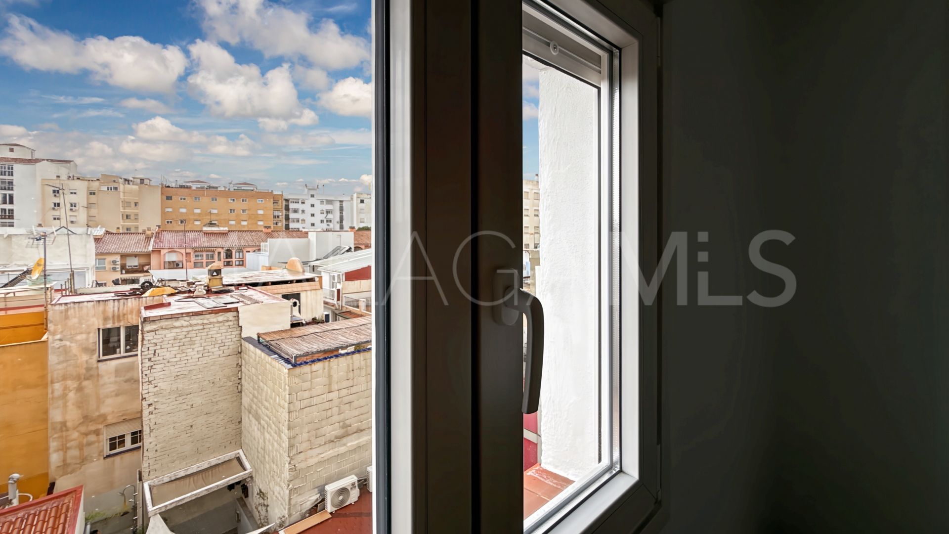 Apartment for sale in El Molinillo - Capuchinos
