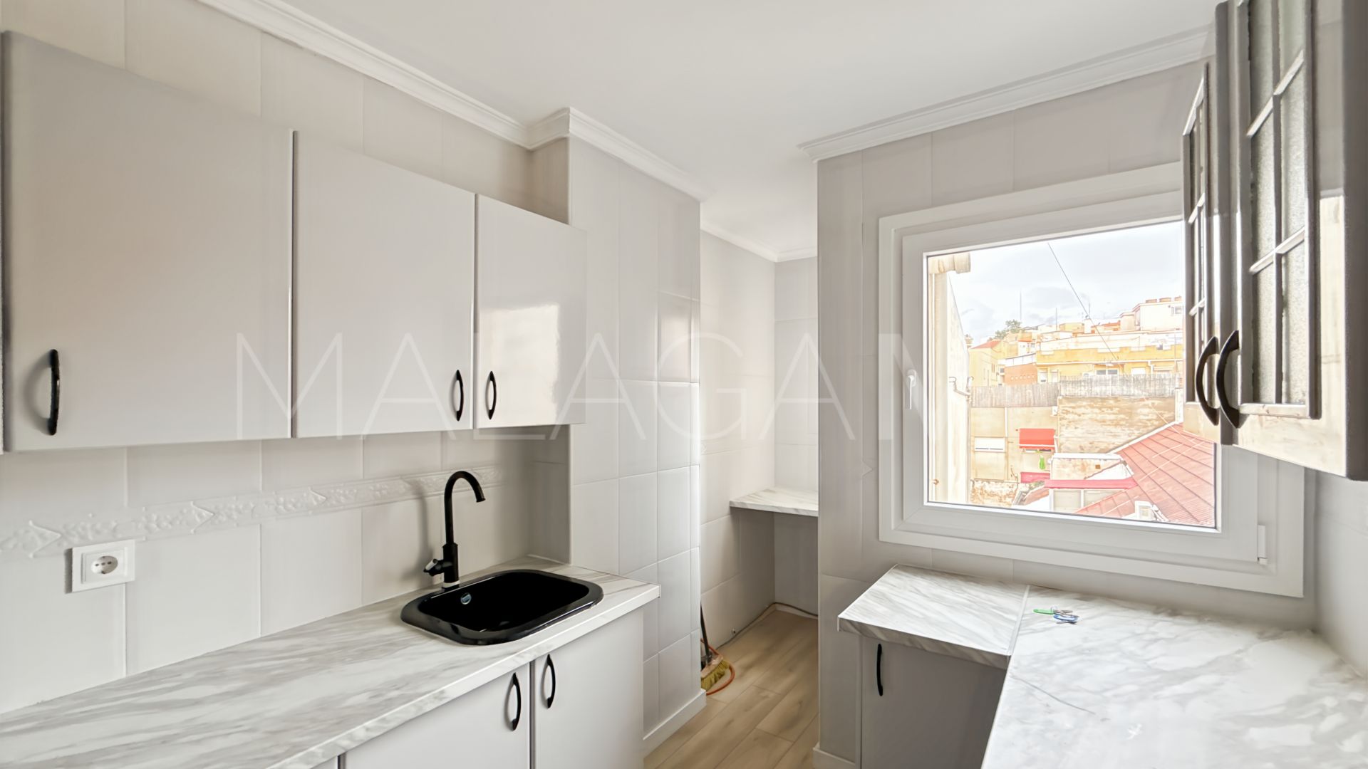 Apartment for sale in El Molinillo - Capuchinos