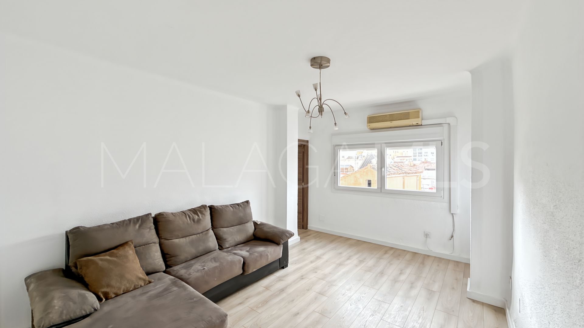 Apartment for sale in El Molinillo - Capuchinos