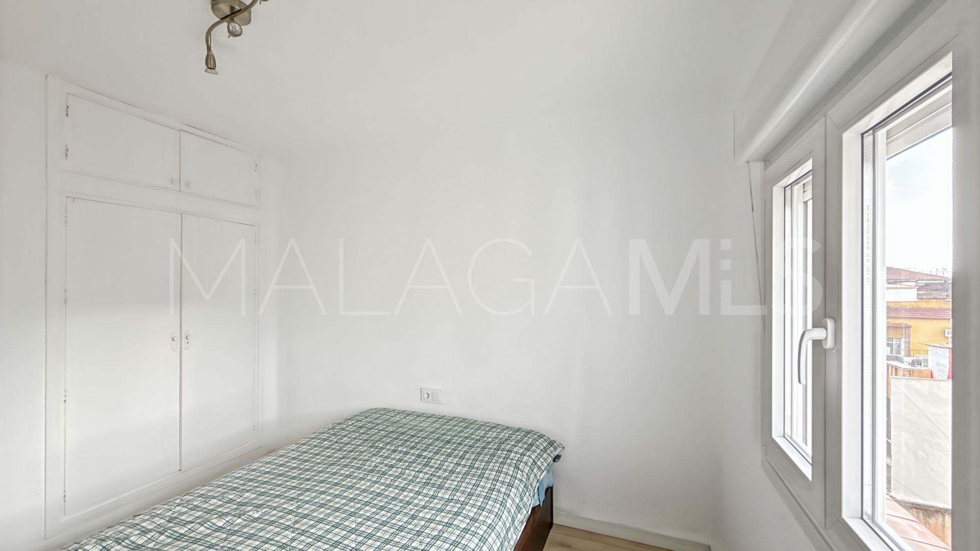 Apartment for sale in El Molinillo - Capuchinos