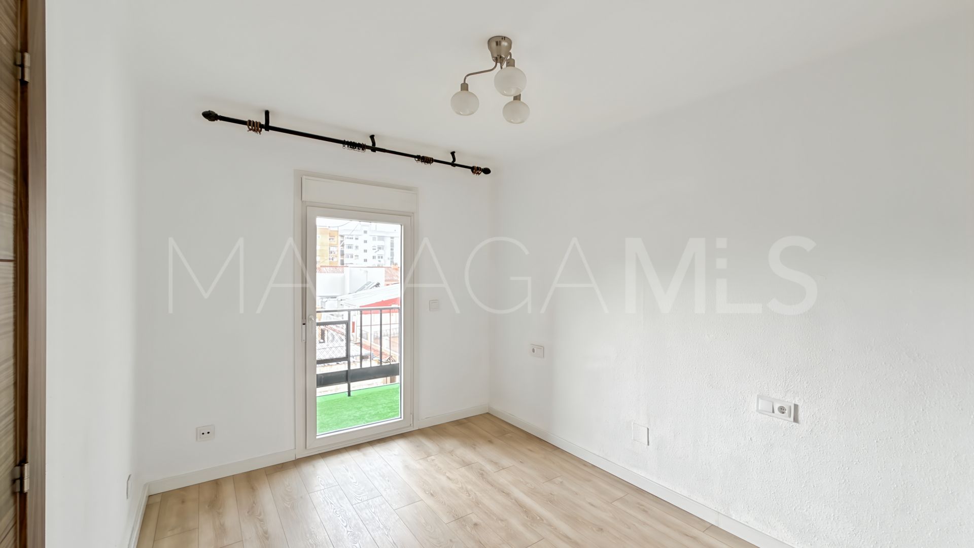 Apartment for sale in El Molinillo - Capuchinos