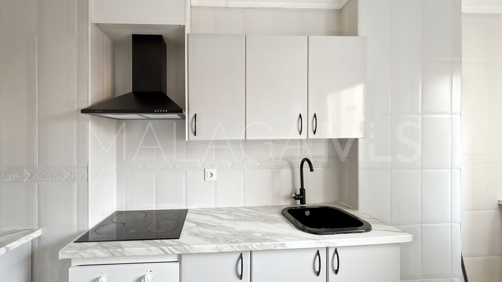 Apartment for sale in El Molinillo - Capuchinos