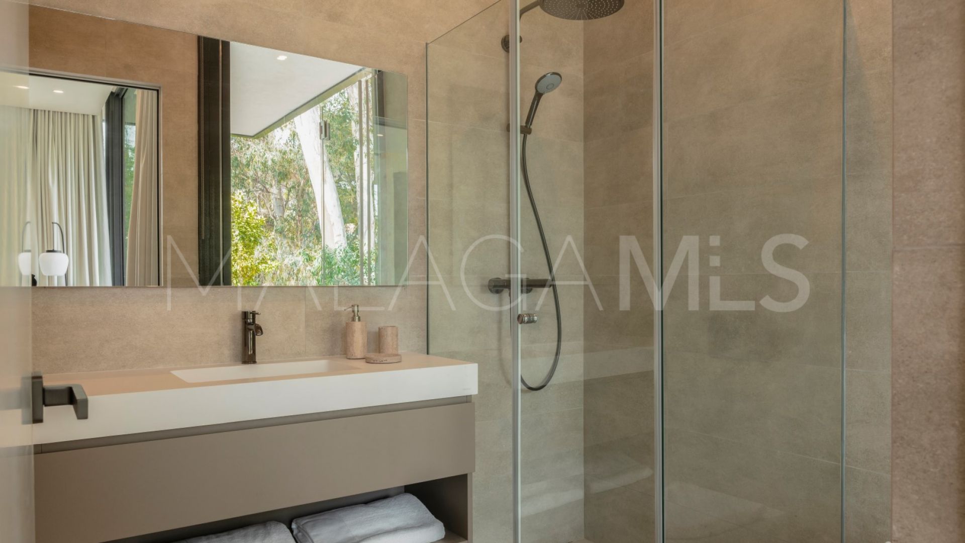 La Cerquilla, villa a la venta with 6 bedrooms