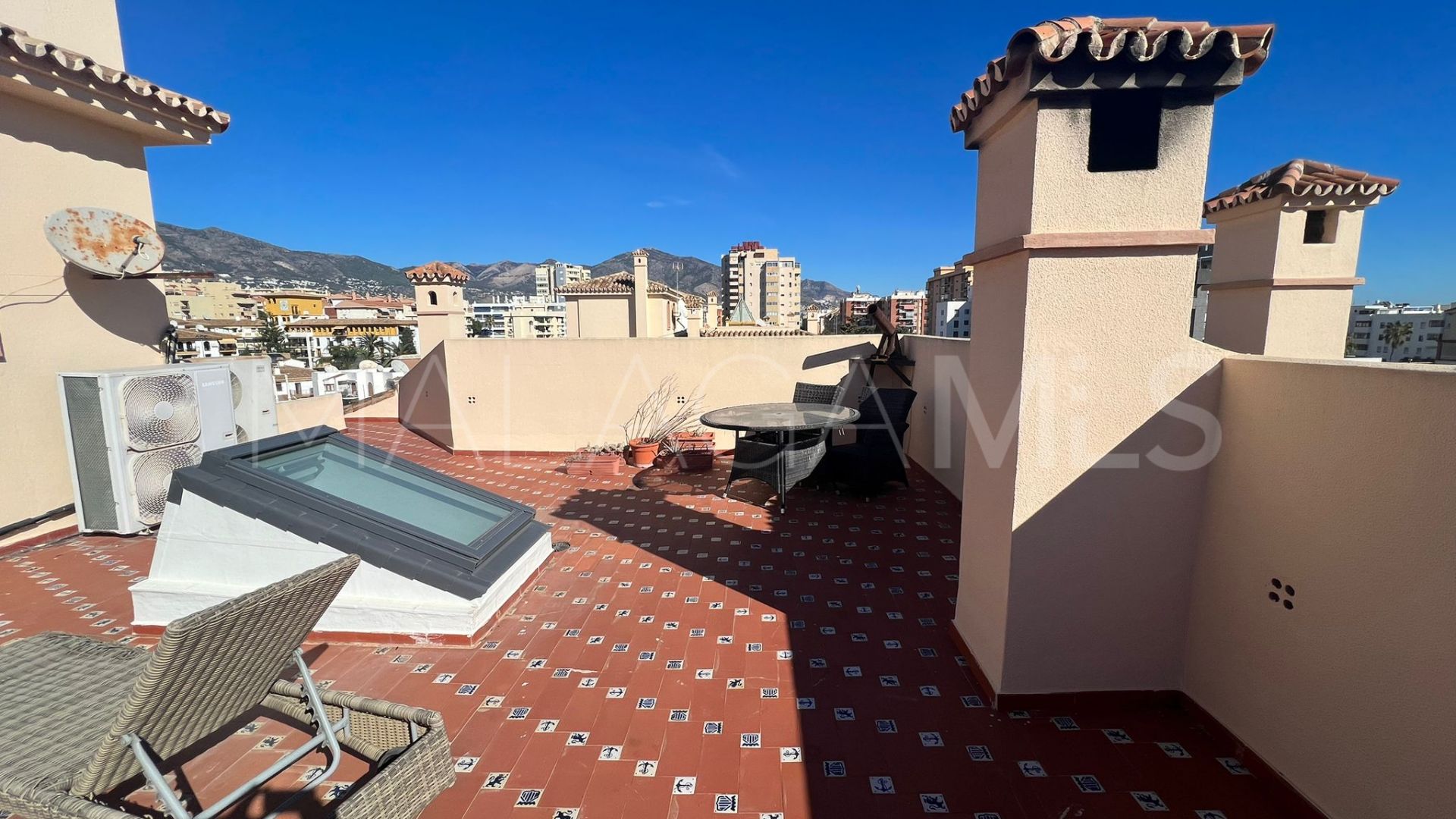 Atico duplex de 6 bedrooms for sale in Fuengirola