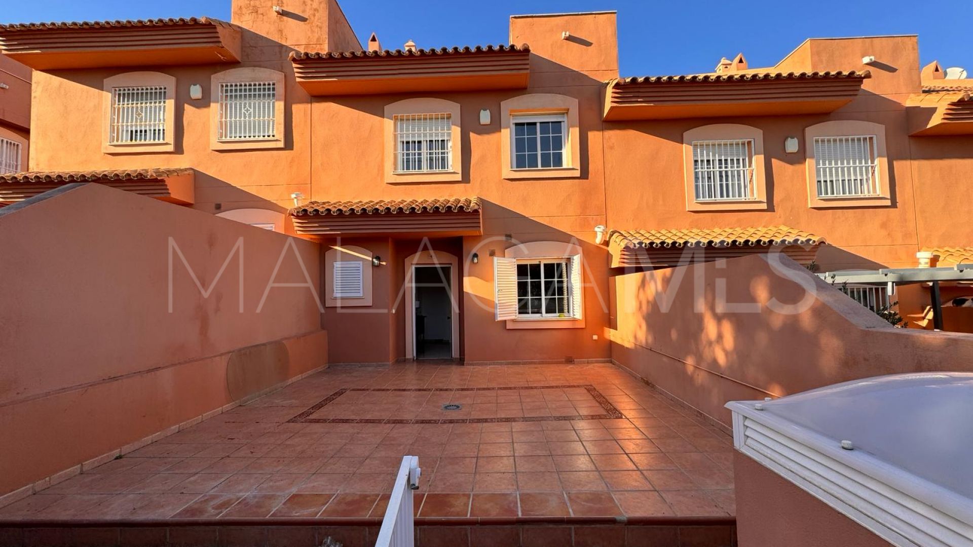 For sale town house in La Biznaga with 3 bedrooms