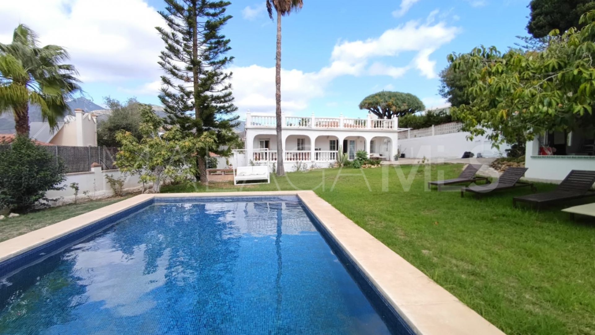 Villa for sale in El Real Panorama