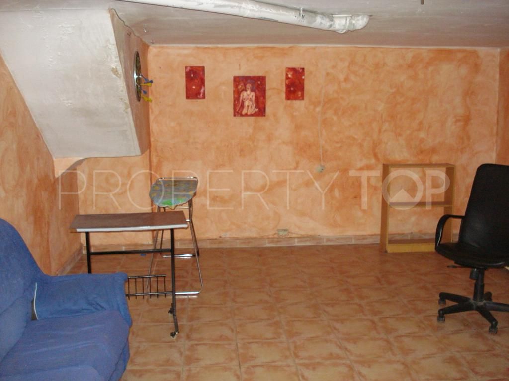 Town house for sale in Las Lagunas with 4 bedrooms