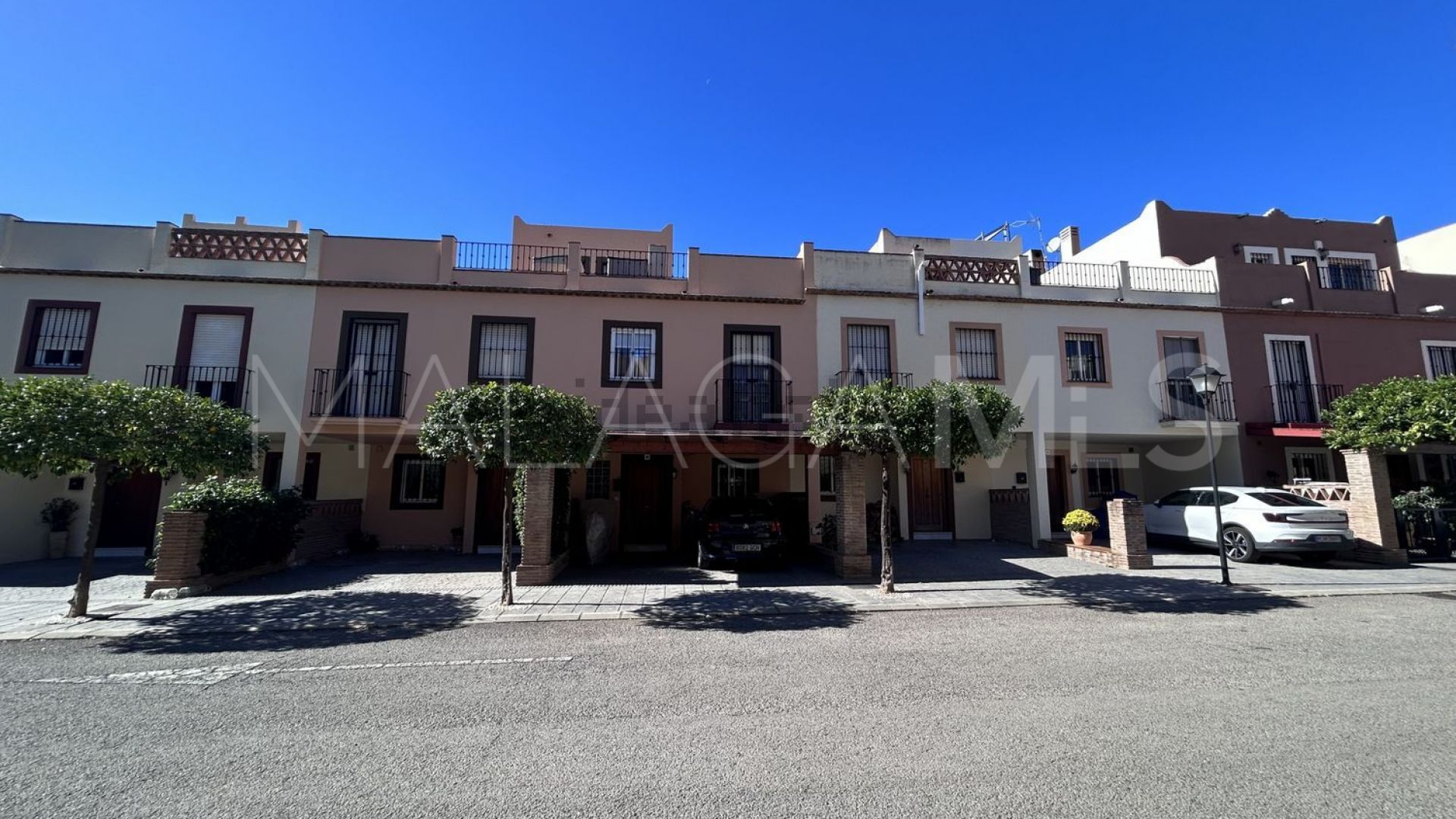 Maison de ville for sale in Estepona Ville