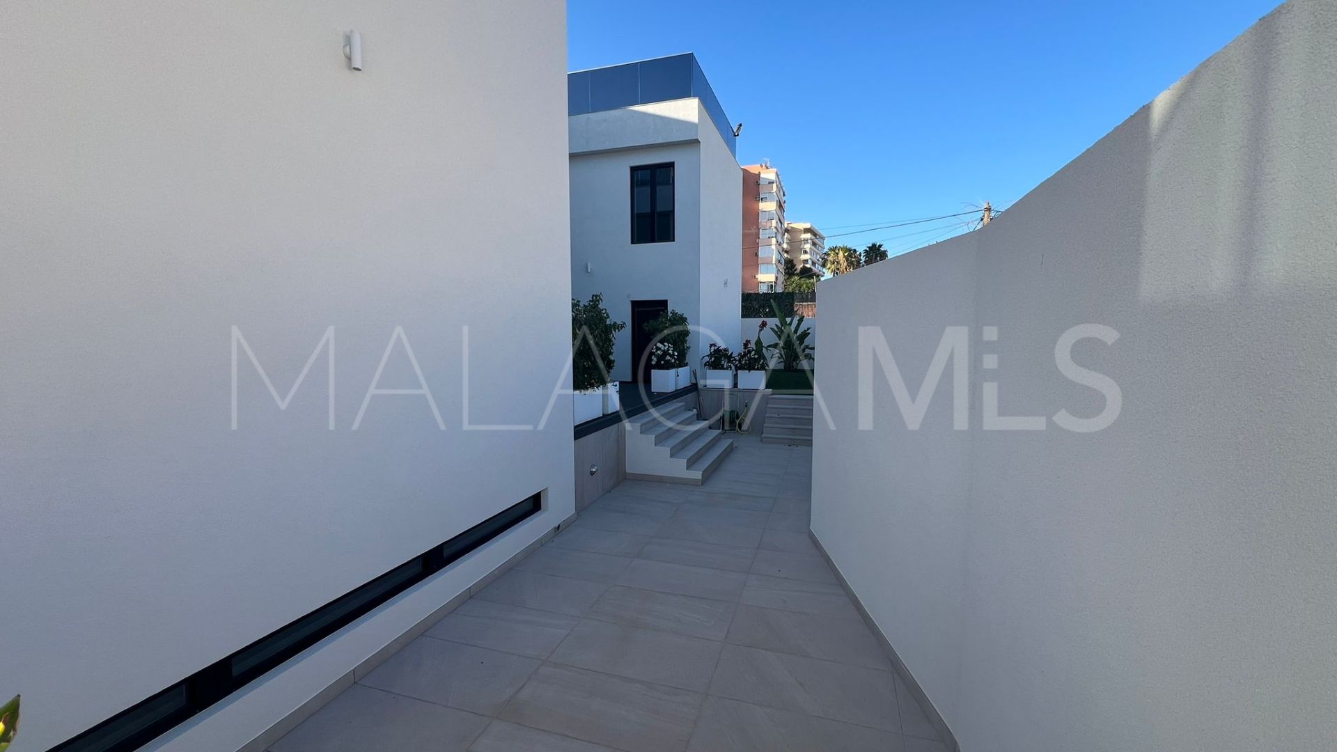 Villa for sale in Benalmadena Costa