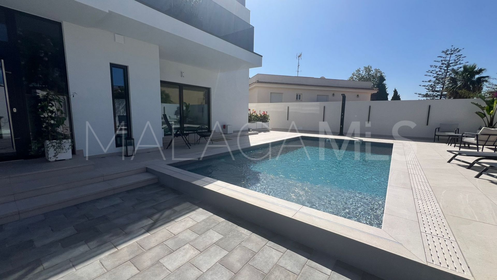 Villa for sale in Benalmadena Costa