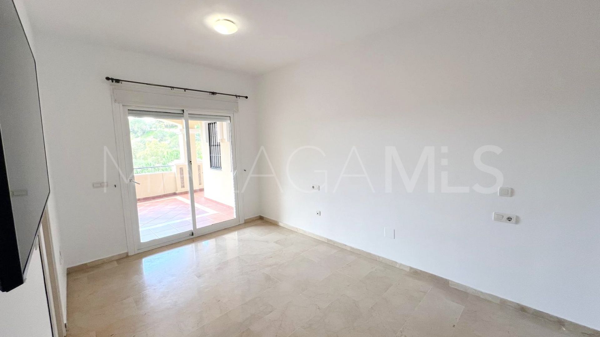 Lägenhet for sale in Elviria