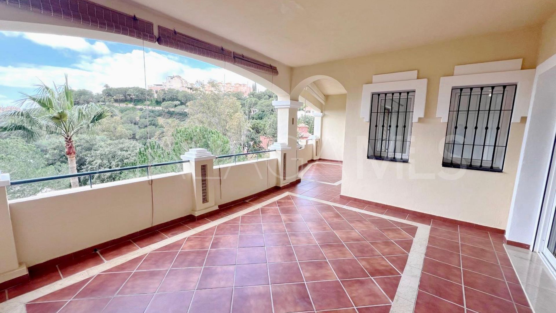 Buy apartamento in Elviria de 2 bedrooms