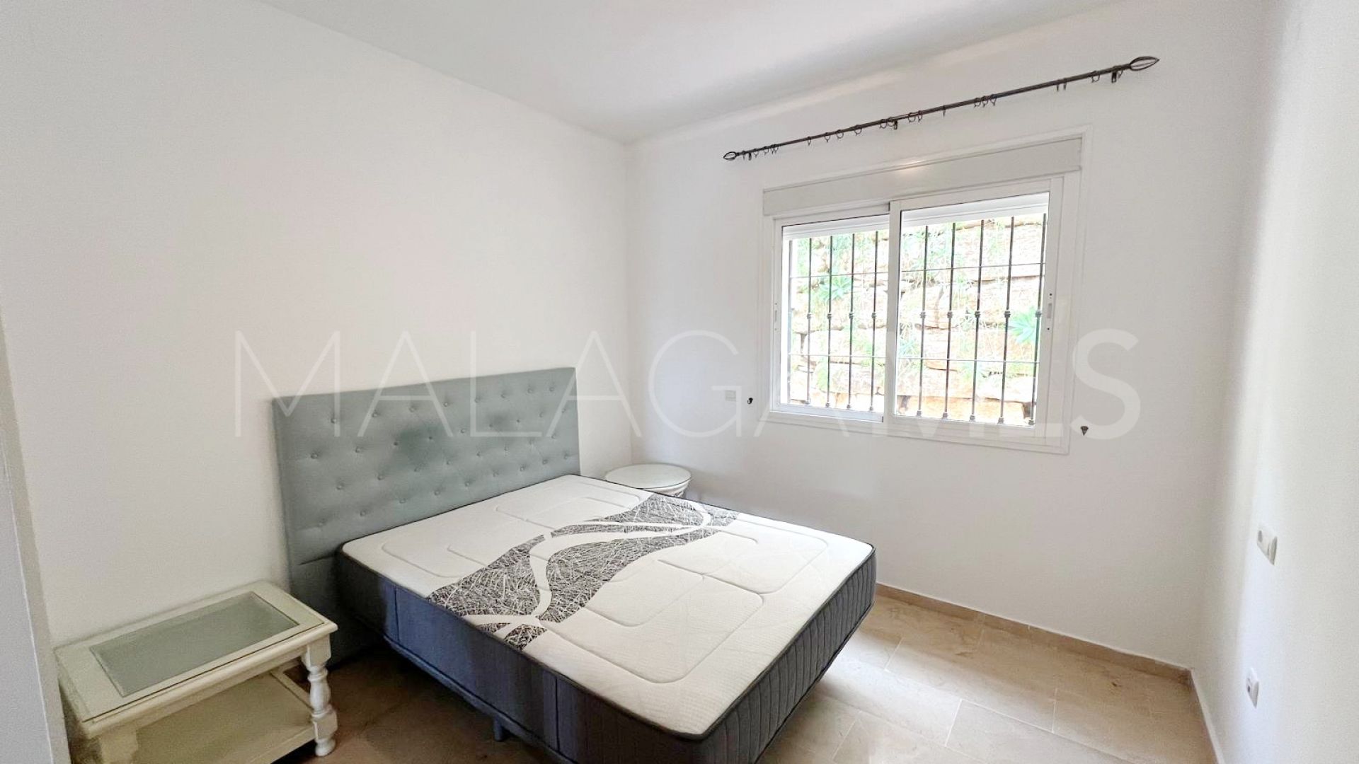 Buy apartamento in Elviria de 2 bedrooms