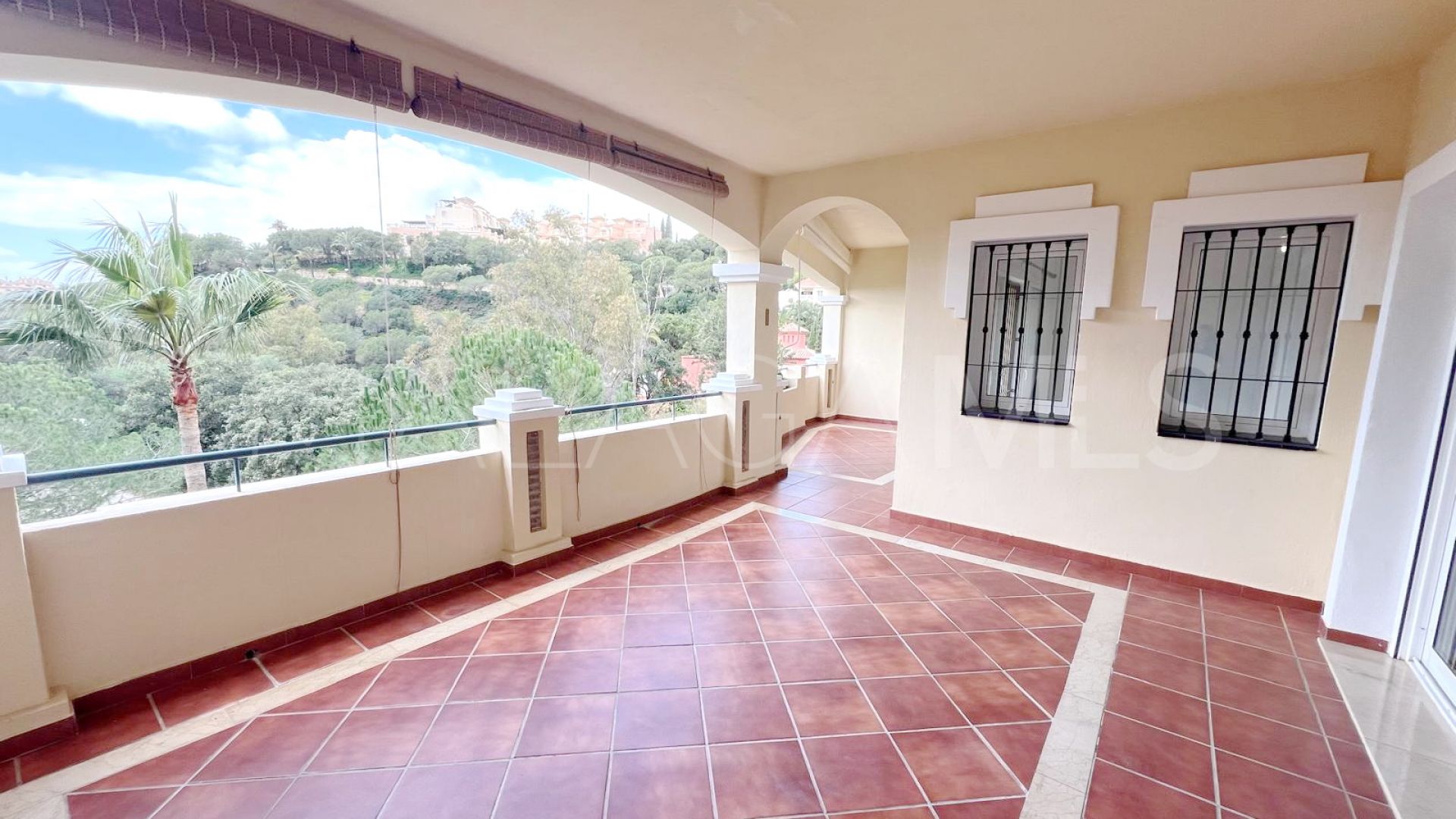 Lägenhet for sale in Elviria