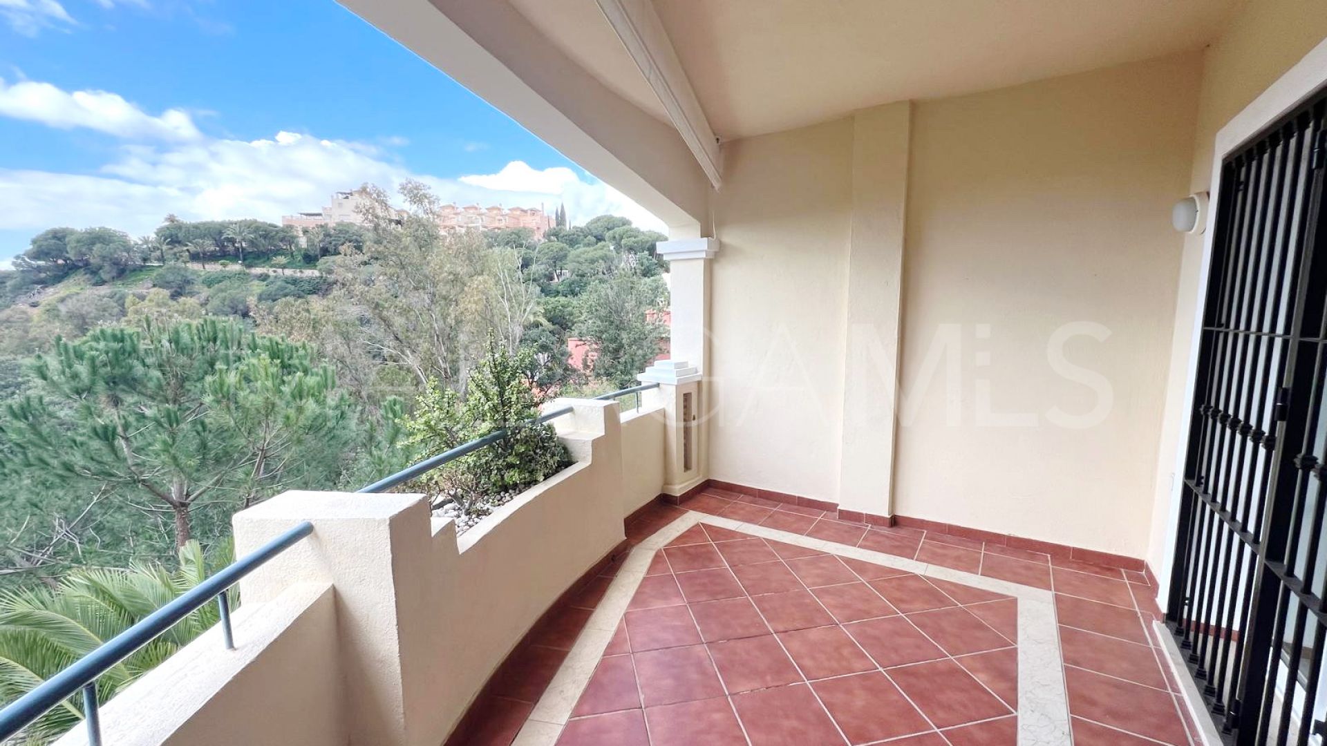 Lägenhet for sale in Elviria