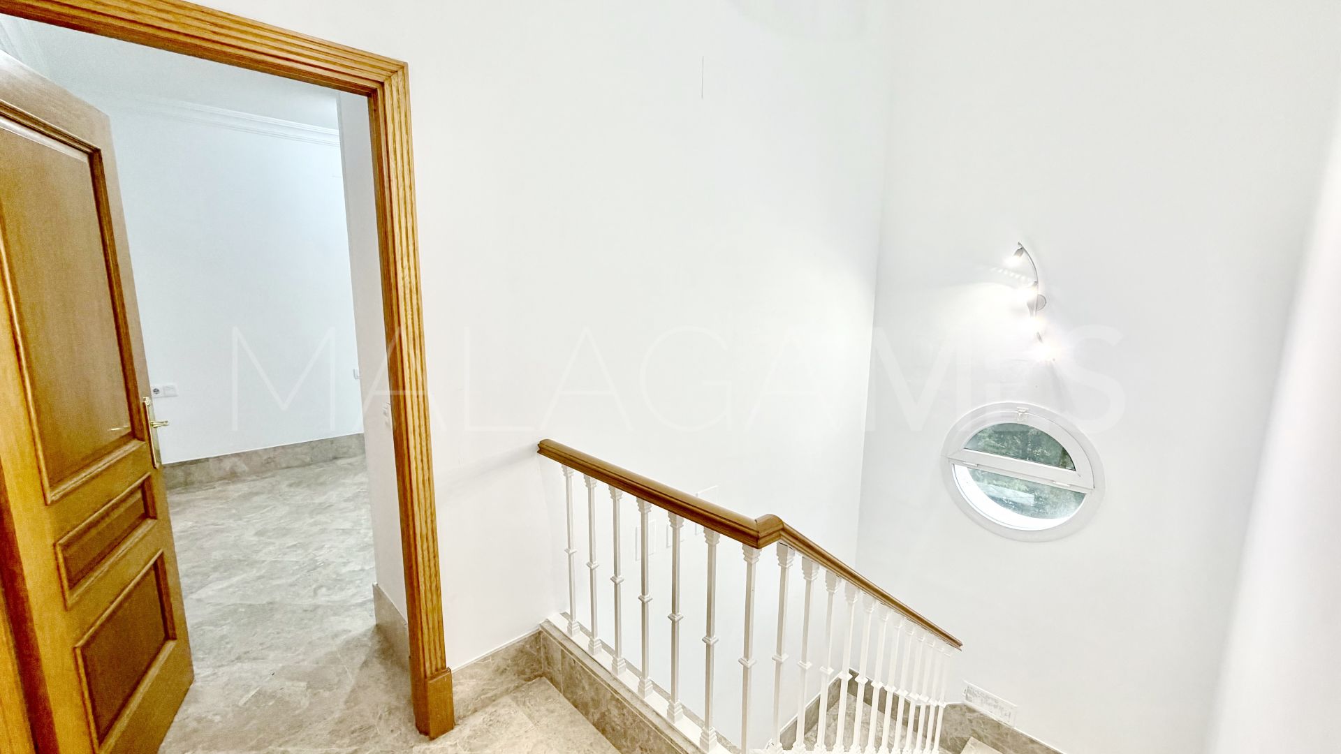 Parhus for sale in Santa Clara