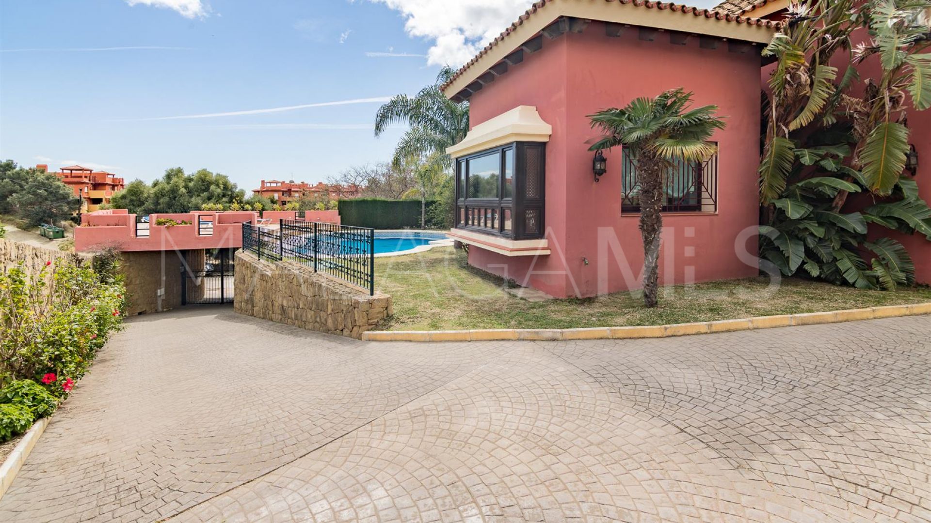 Villa for sale in Hacienda las Chapas