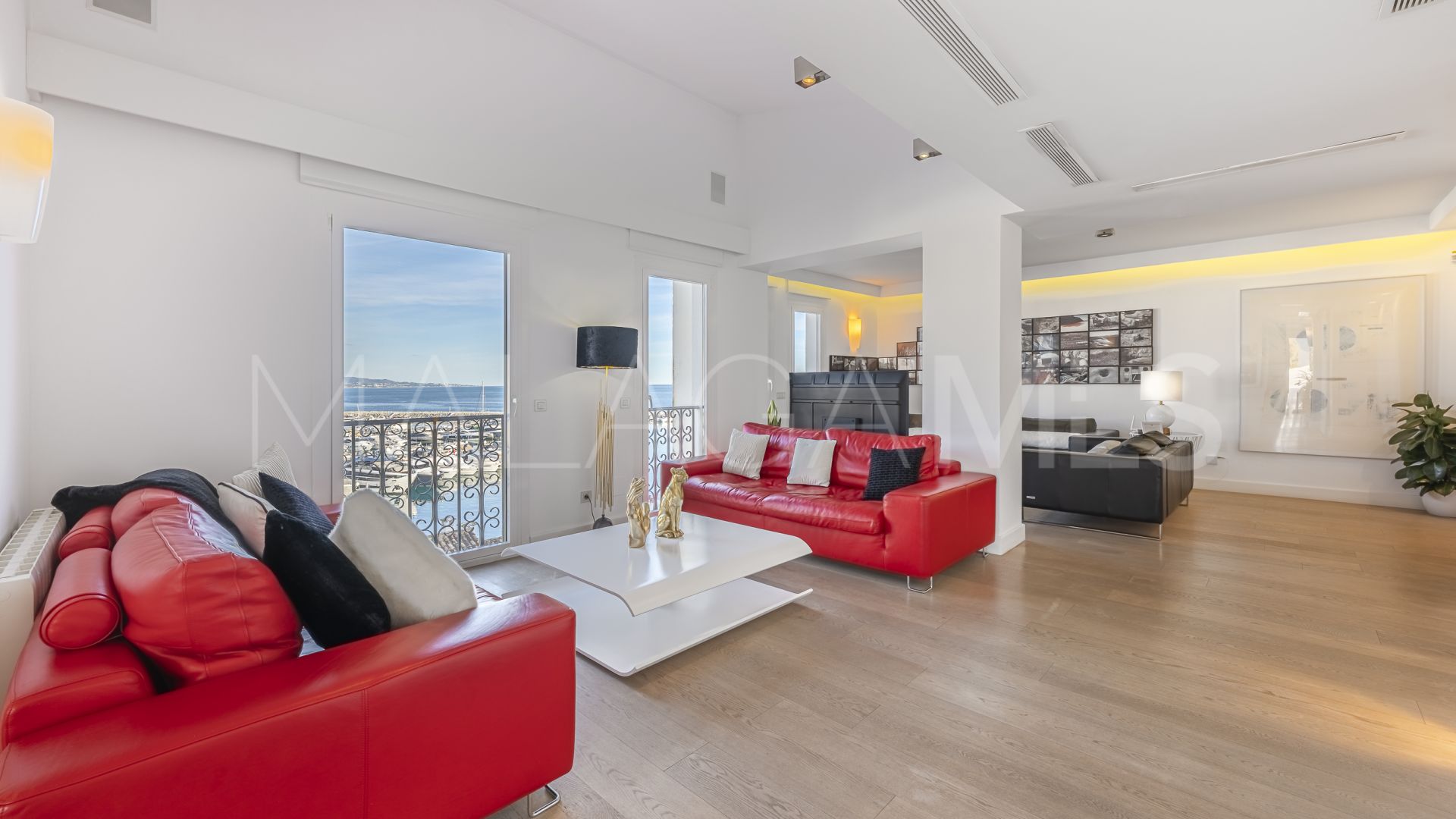 Appartement terrasse for sale in Benabola