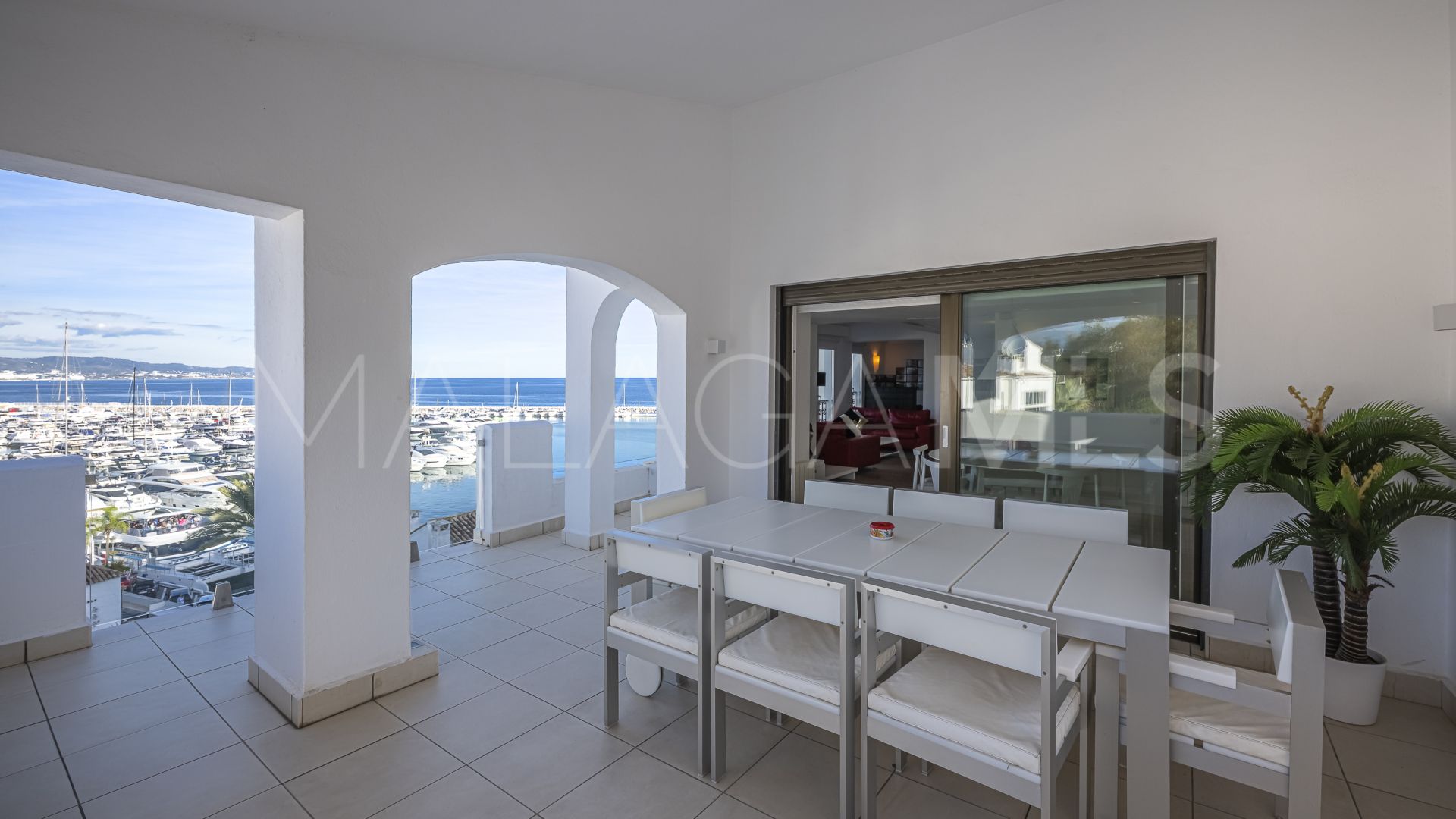 Appartement terrasse for sale in Benabola