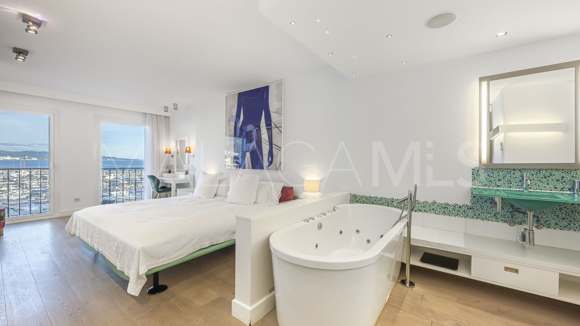 Appartement terrasse for sale in Benabola