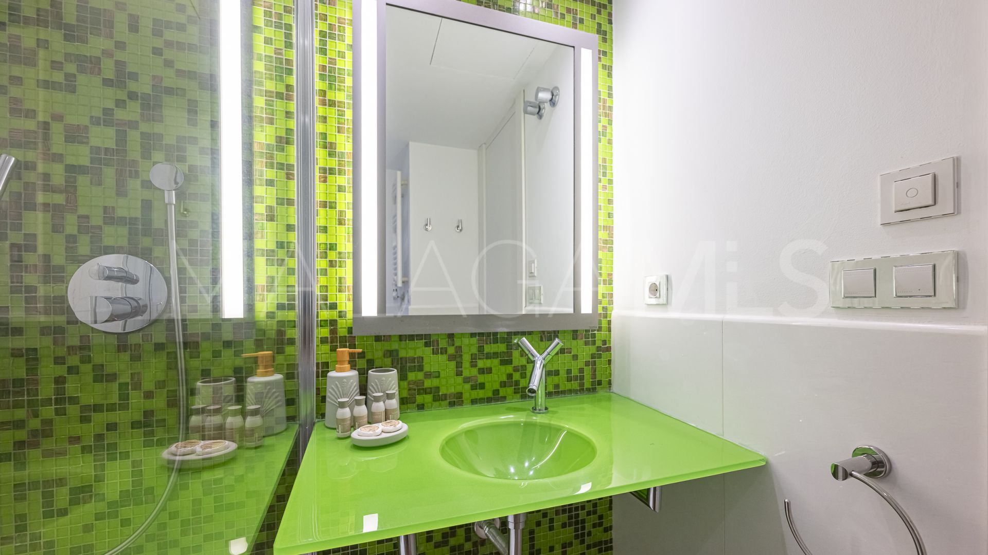 Appartement terrasse for sale in Benabola