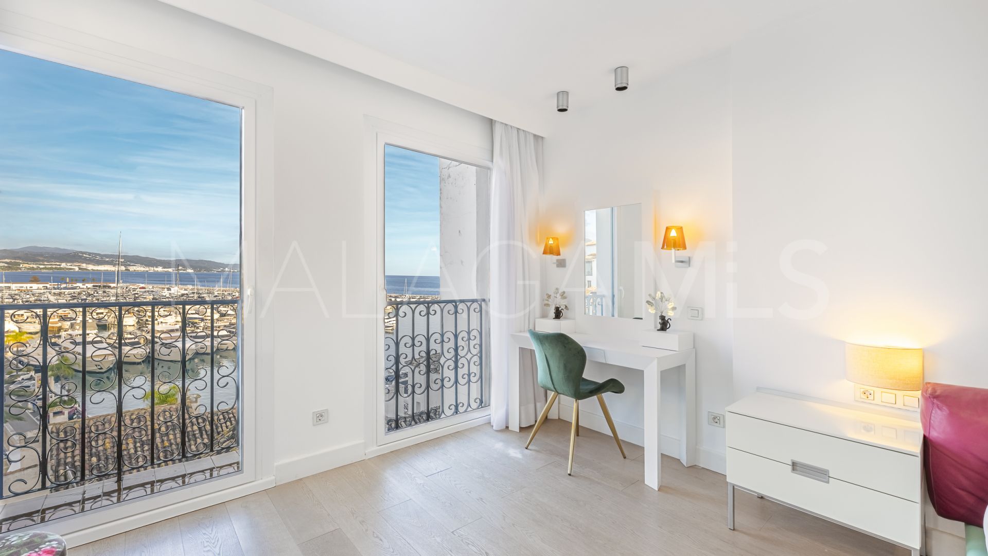 Appartement terrasse for sale in Benabola