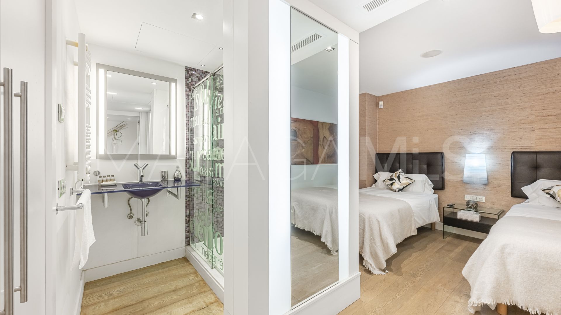 Appartement terrasse for sale in Benabola