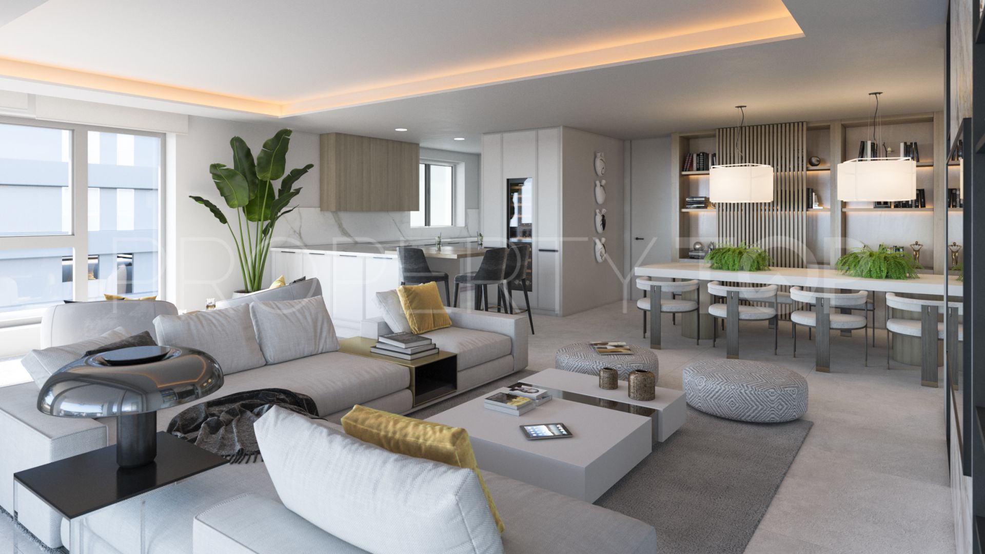Apartamento planta baja en venta en Malaga de 4 dormitorios
