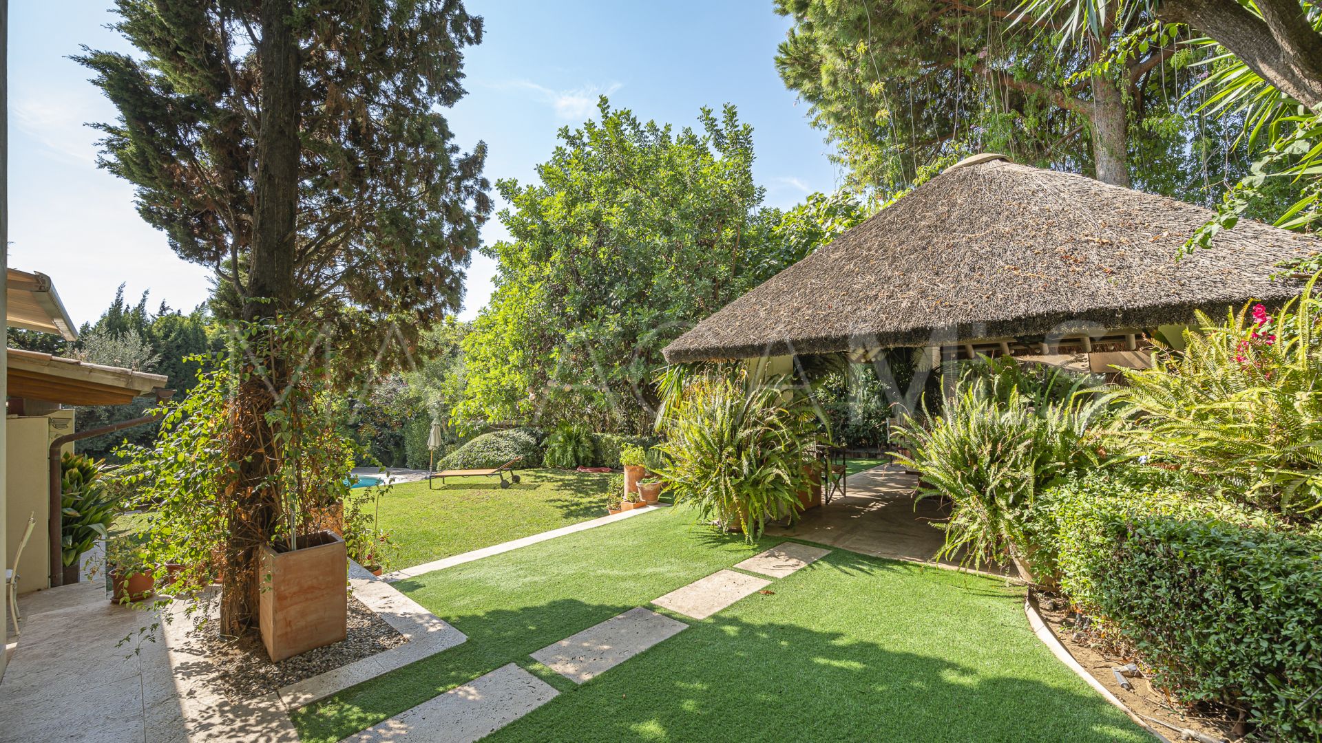 5 bedrooms villa in Marbella Hill Club for sale