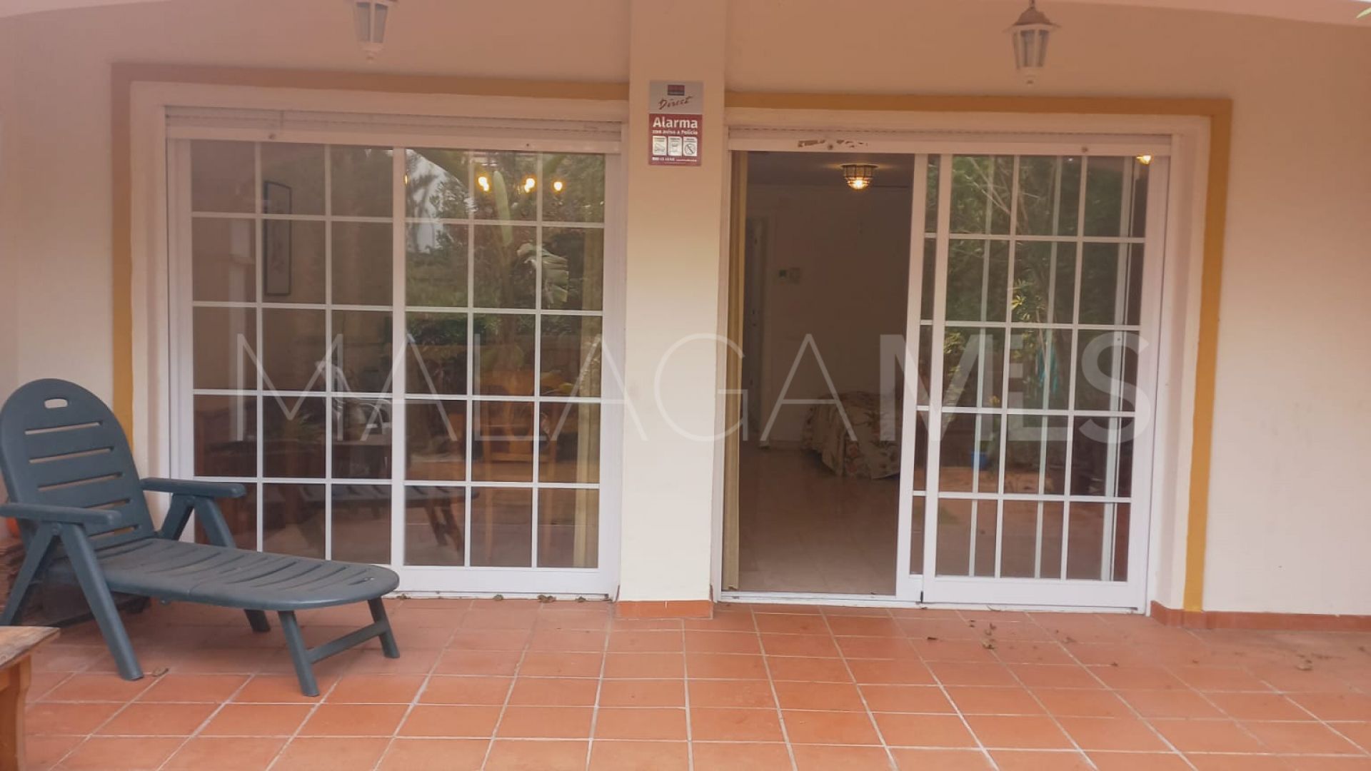 For sale town house with 4 bedrooms in Azalea Beach