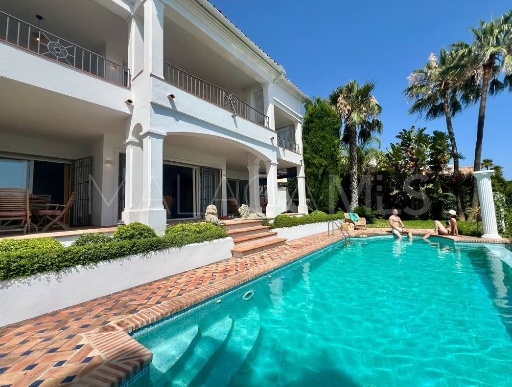 Se vende villa de 4 bedrooms in Rio Real