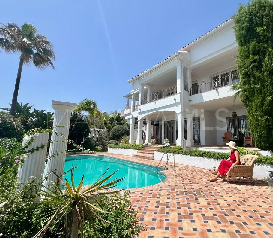 Se vende villa de 4 bedrooms in Rio Real