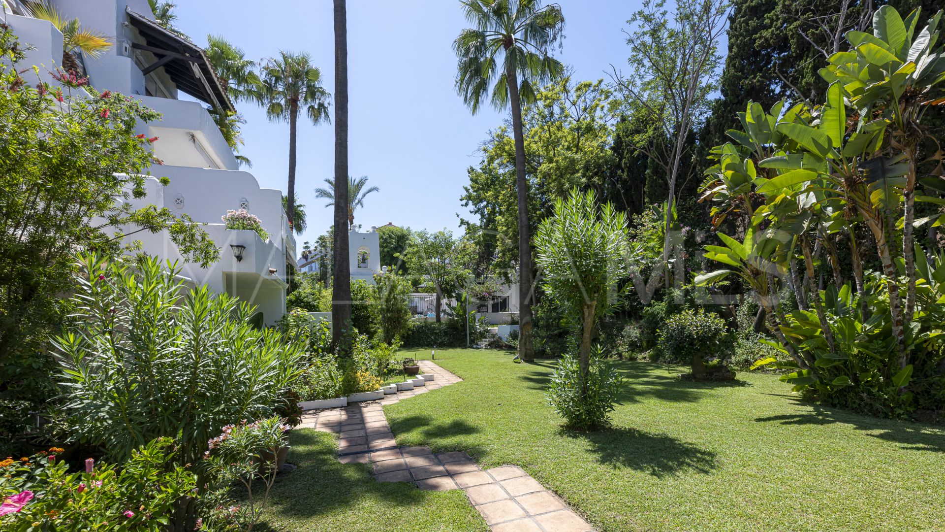 Tvåvåningslägenhet for sale in Marbella - Puerto Banus