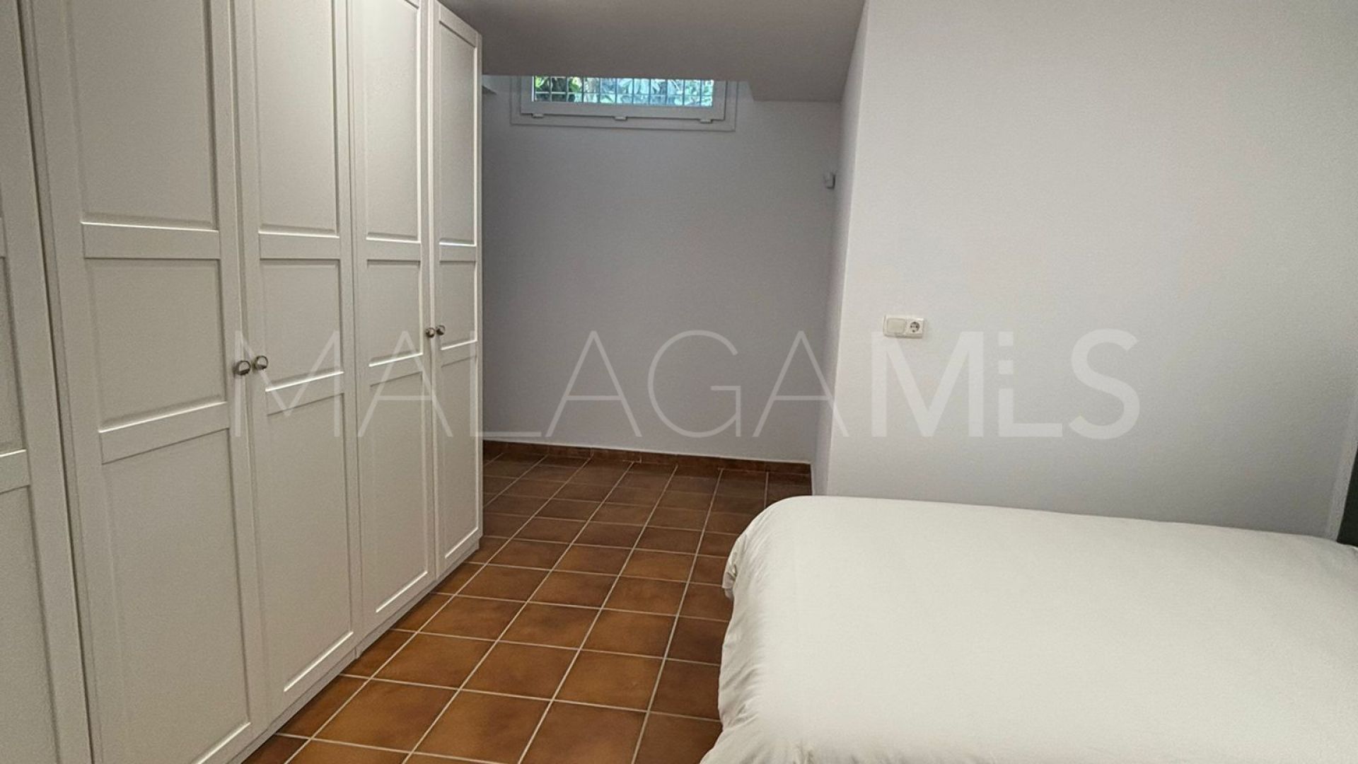 Villa for sale in Guadalmina Alta