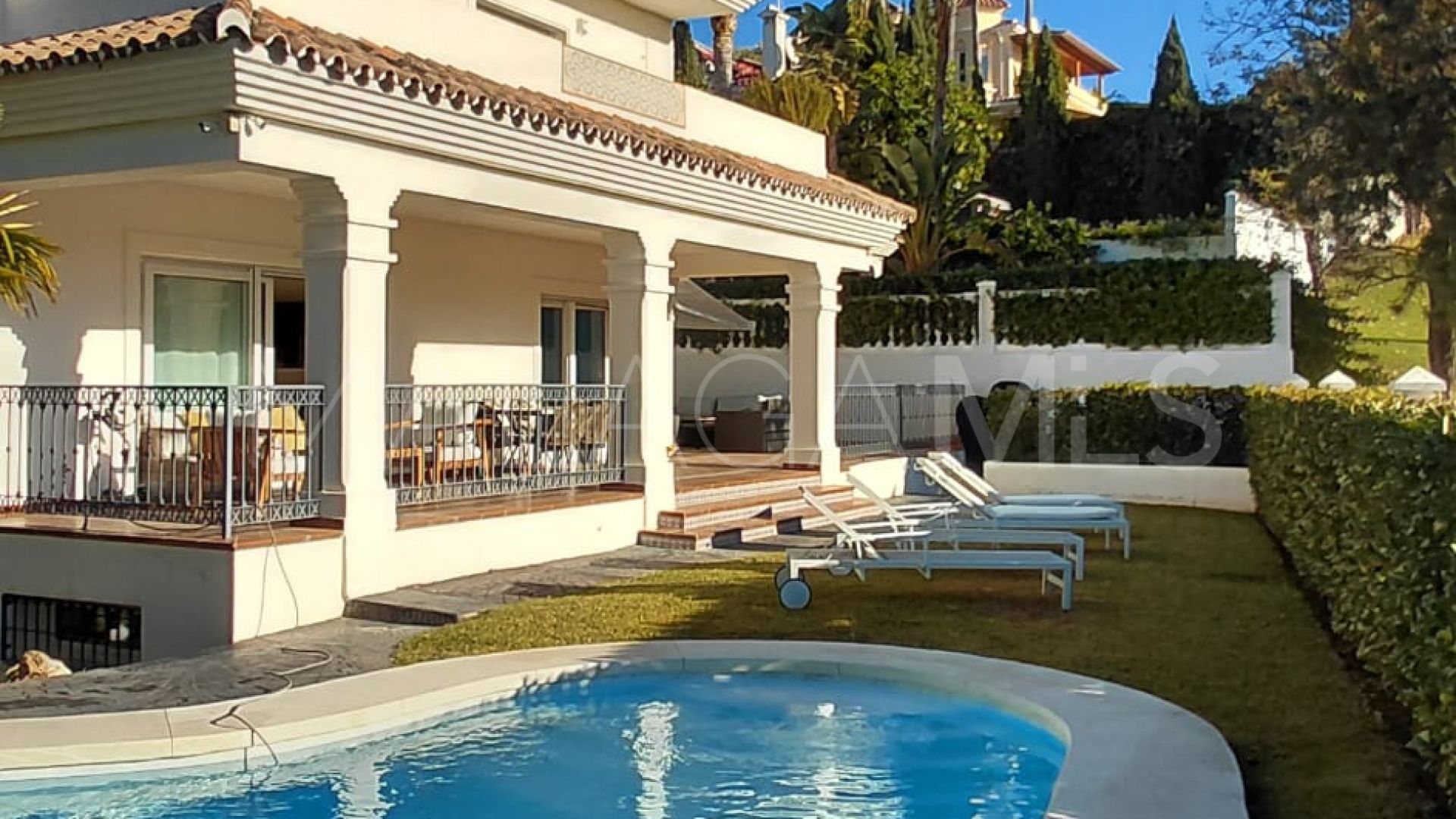Villa for sale in Guadalmina Alta