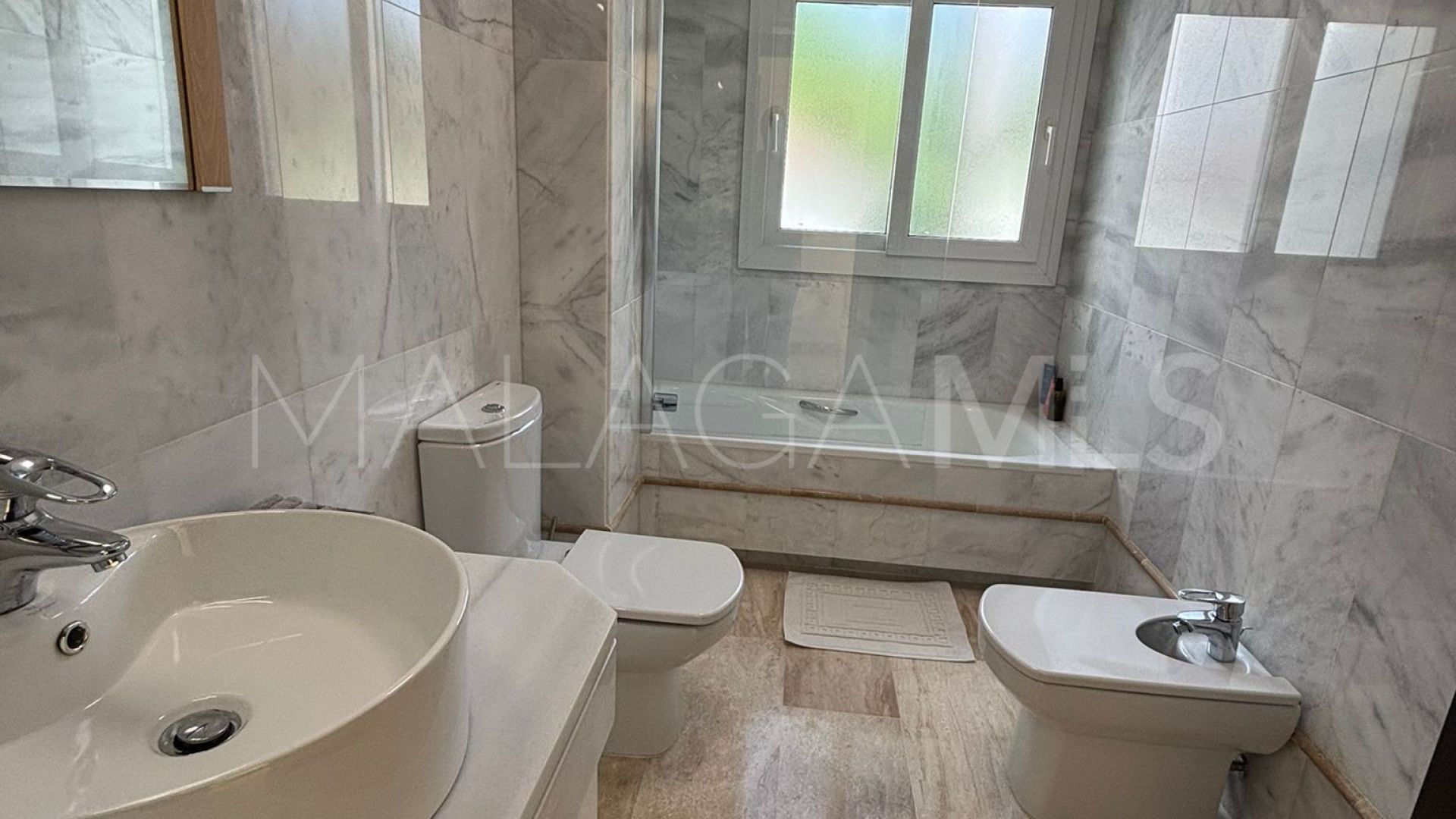 Villa for sale in Guadalmina Alta